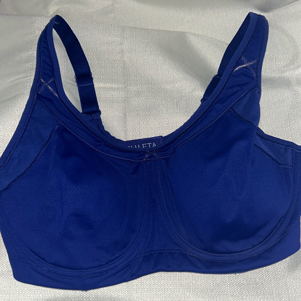 Athleta Glory black sports bra, size 36C